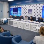 Неделя со Скоттом Риттером в Москве: дискуссия на тему «Переговоры Путина и Трампа на Аляске» (16+)